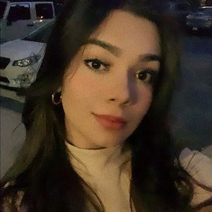 Meet your Posher, Nathalia